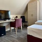 Residenz فندق نوي فولمستورف