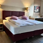 Residenz فندق 3*