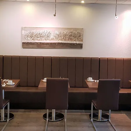 新武尔姆斯托夫住宅酒店 3*