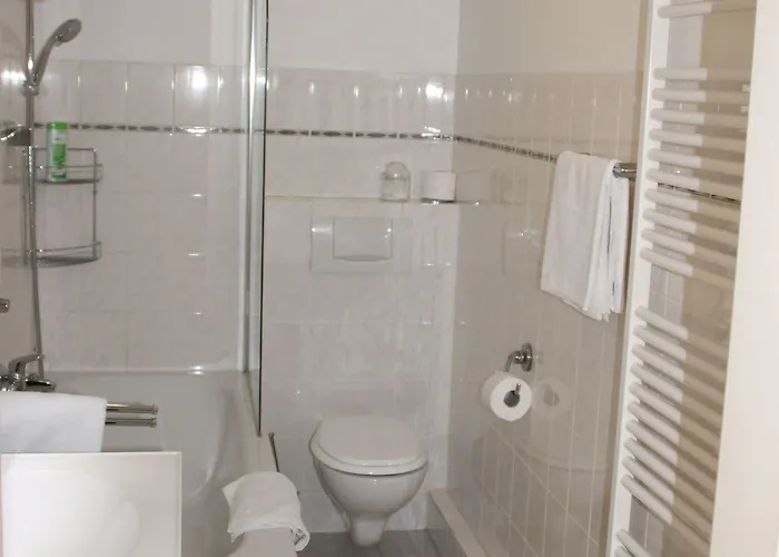 Residenz מלון 3*